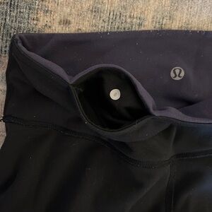Lululemon Black/Navy Reversible Leggings